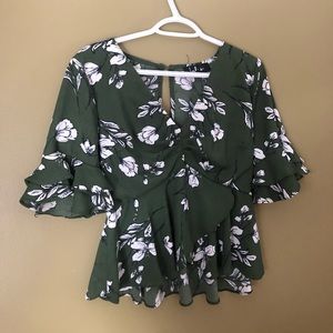 Lulu’s Green Floral Top